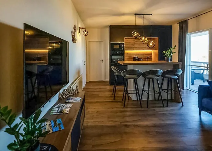 2 Bedroom Amazing In Tkon